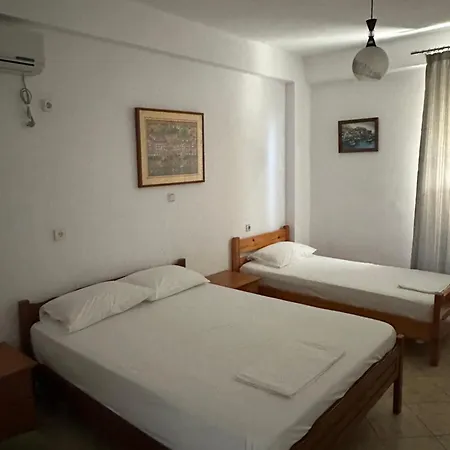 Vila Rapo Himare Exterior photo