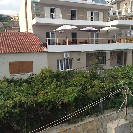 Vila Rapo Himare Exterior photo