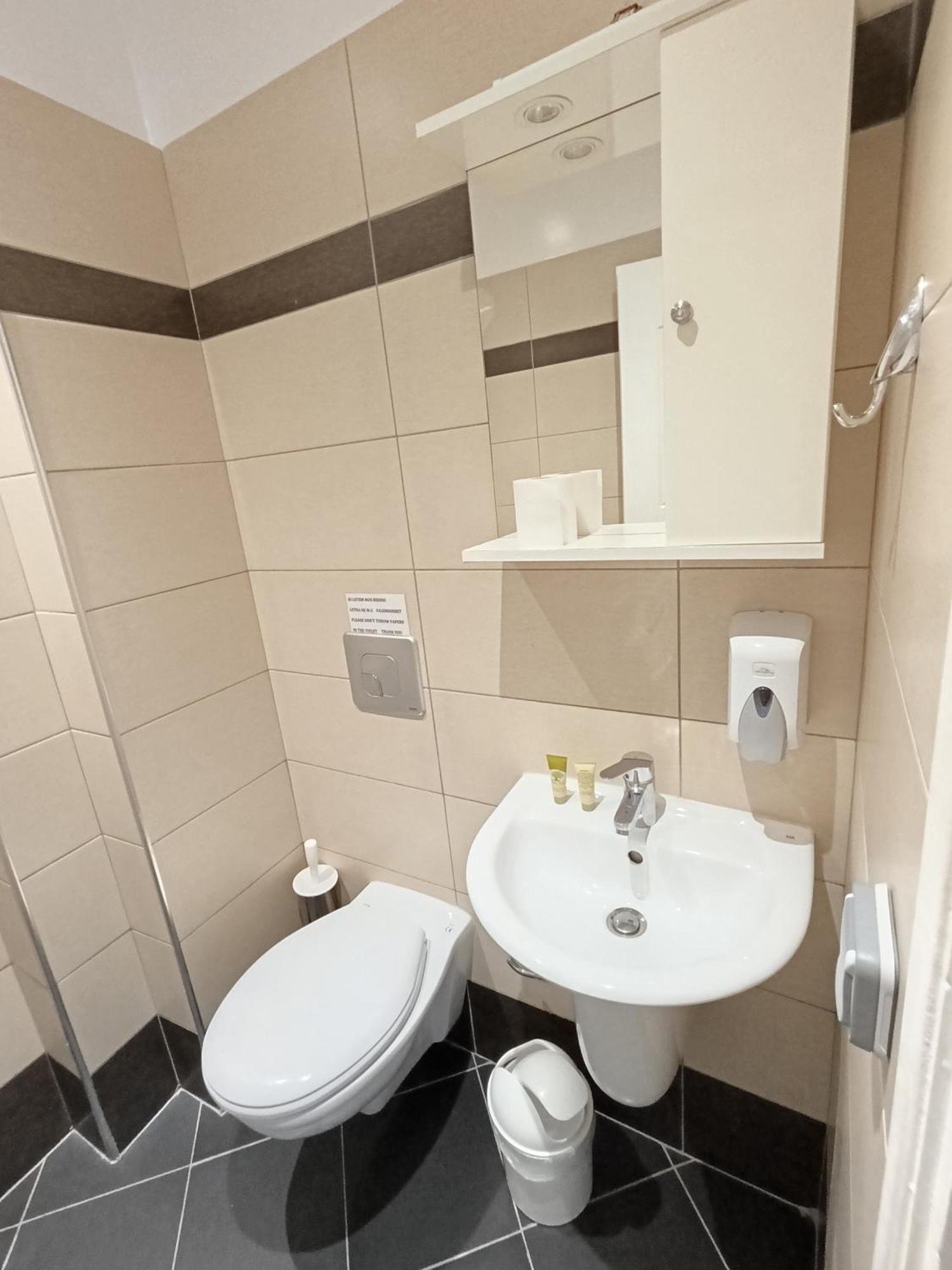Rapo Apartman Himara